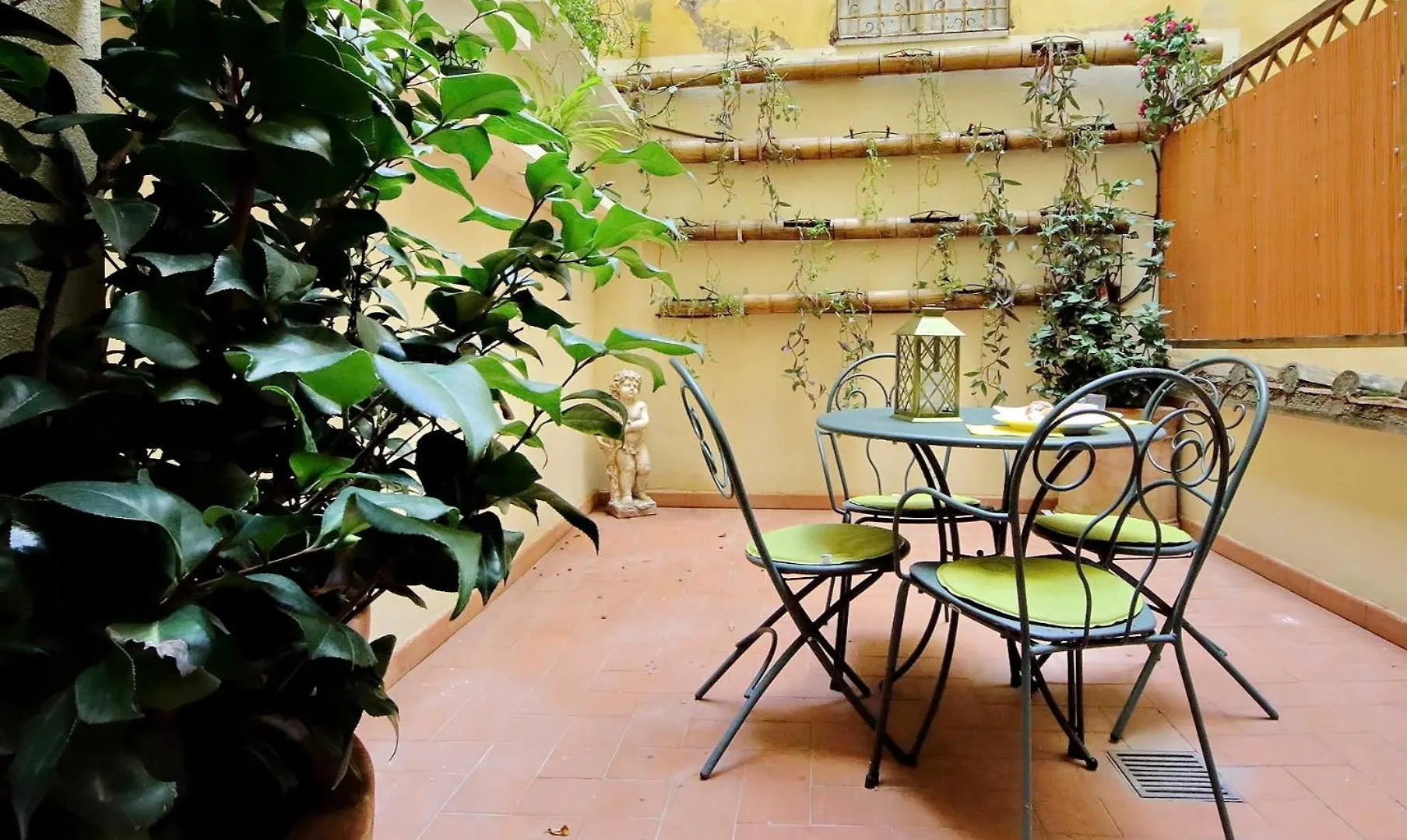 Il Patio Al Colosseo Rome Apartment